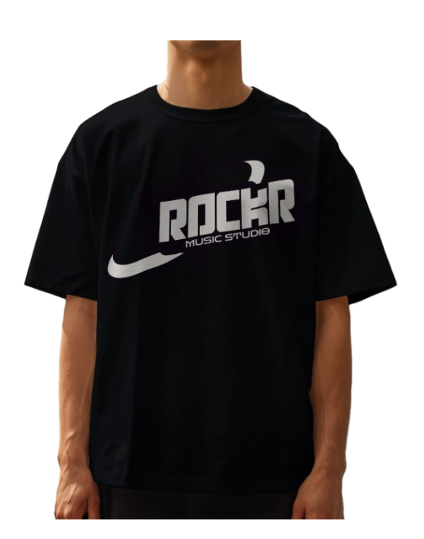 CAMISETA PRETA